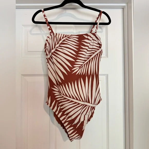 New With No Tag Swimsuit Shade & Shore Rust and White Striped Swimsuit - Picture 1 of 9